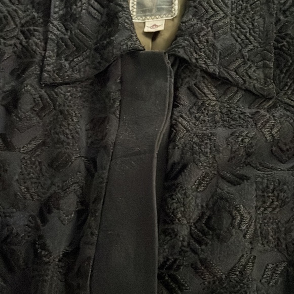 Vintage Burning Torch coat - Picture 9 of 13